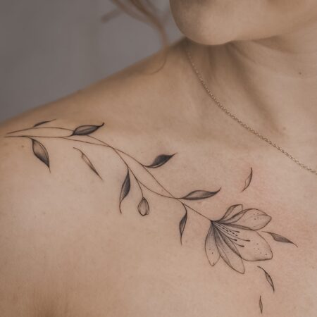 Květina na klíční kosti